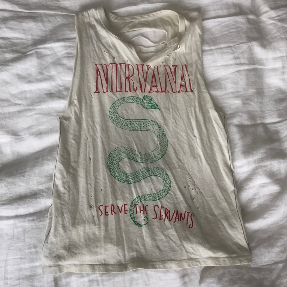 Nirvana graphic T w/ rips
